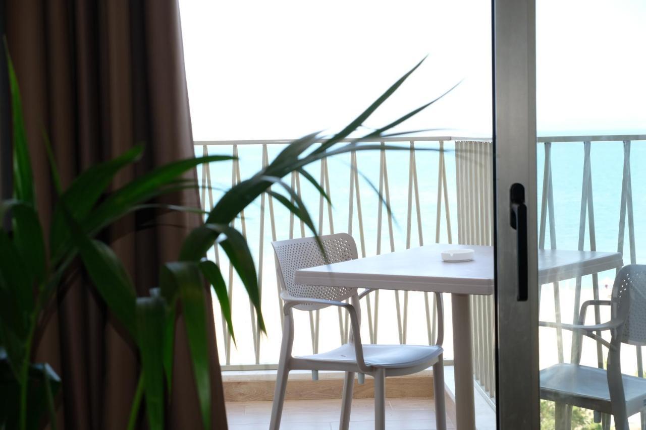 Fllad Resort & Spa Durres Голем Екстериор снимка