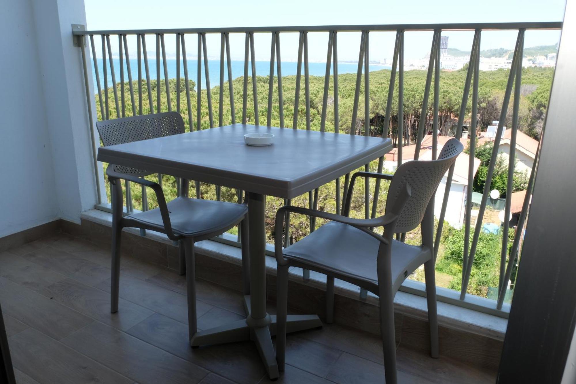 Fllad Resort & Spa Durres Голем Екстериор снимка