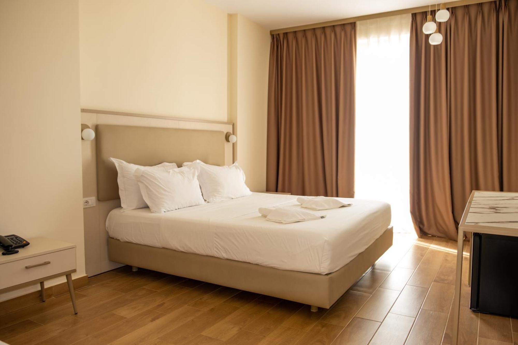 Fllad Resort & Spa Durres Голем Екстериор снимка